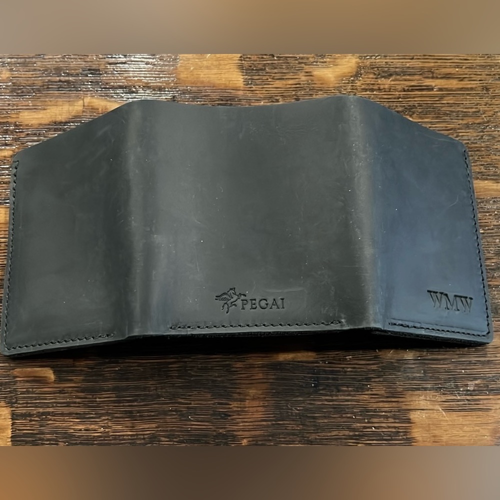 Pegai Men’s Black Trifold Leather Wallet - Picture 3 of 6